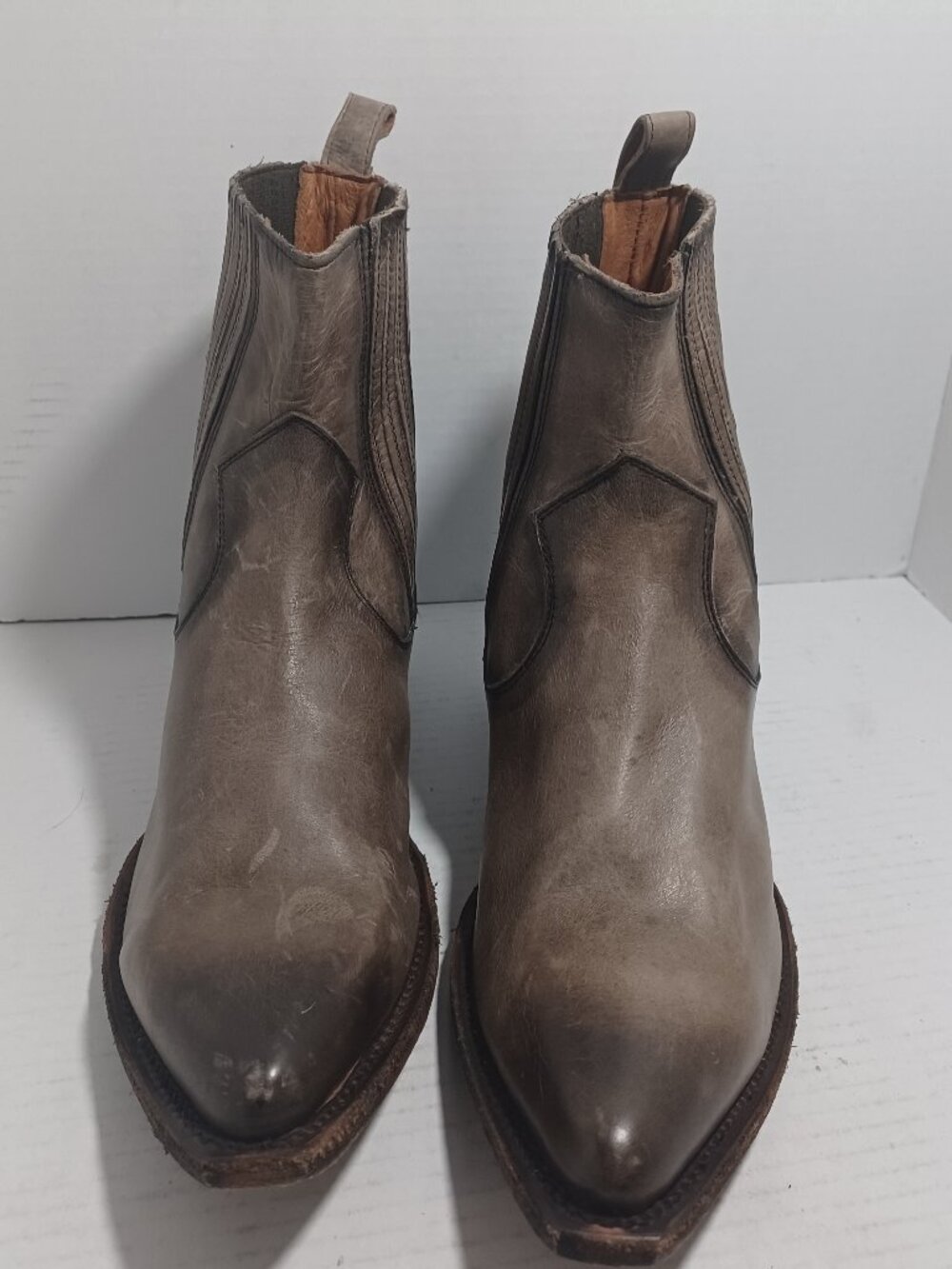 Frye Sacha Wester Chelsea Boots Grey/Taupe Pointed Toe STone Leather Ankle